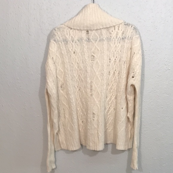 Free People Oversized Ivory Distressed Look Cable Knit Cowl Neck Sweater size XS - Picture 2 of 7